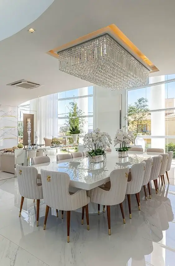 8. Stylish Dining Room Makeover Ideas for Elegant Entertaining